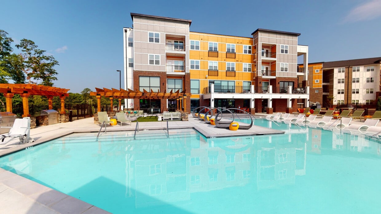 Photo - Signature Hartwell Village Apartments