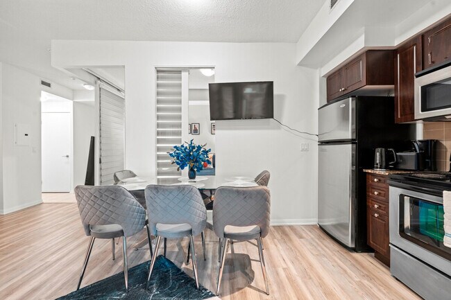 Photo - 215 Angelique St Unit ID1345755P