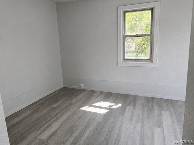 Photo - 1361 Ashland Ave