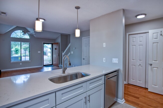 Photo - 617 13th Ave S Condo Unit 121