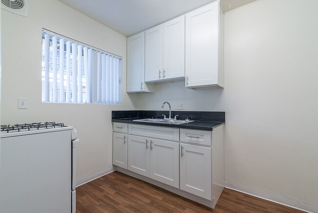 Photo - Mesa Village