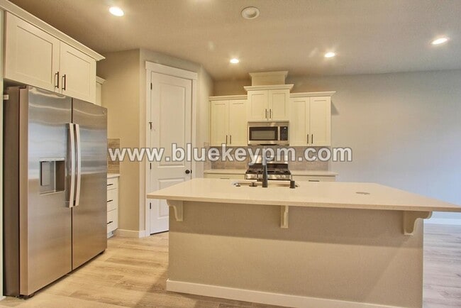Photo - 3 Bed, 2.5 Bath Townhome Near WSU and Legacy Salmon Creek