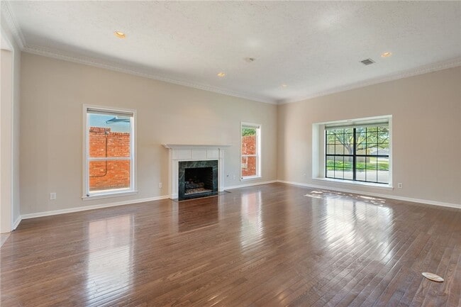 Photo - 1205 Brook Hollow Dr