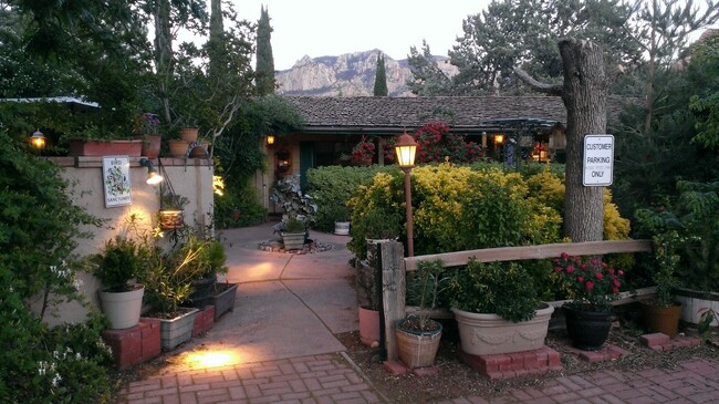 ROSE TREE INN - UPTOWN SEDONA- FURNISHED S... - ROSE TREE INN - UPTOWN SEDONA- FURNISHED S... House