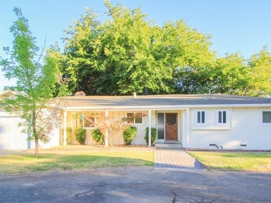 Photo - 9610 Sheldon Rd