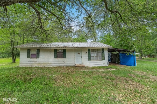 Photo - 182 Belaire Dr