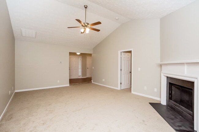 Photo - 5275 Yellow Pine Dr