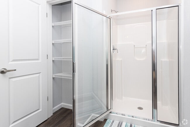 2BR, 2BA - Bathroom