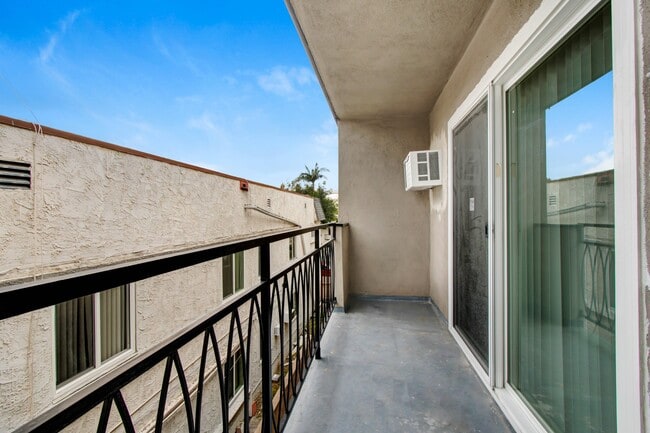 Photo - 1140 N Ogden