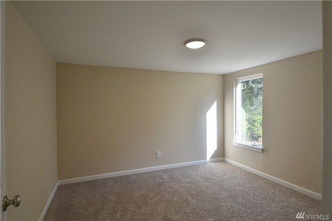 Photo - Craftsman Home in Port Orchard!