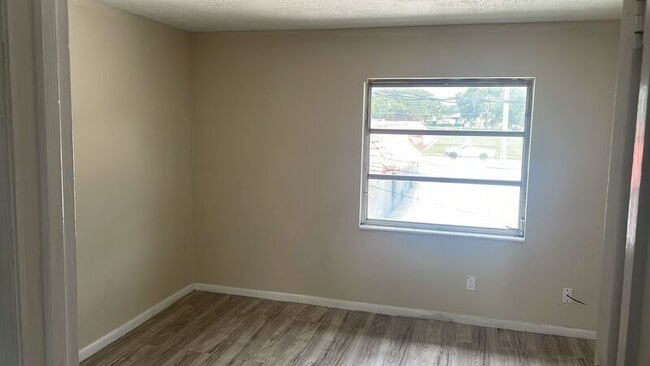 Photo - 218 S Tampa Ave Unit 2