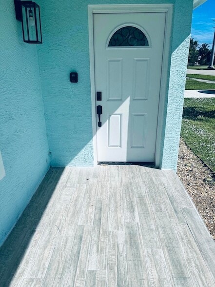 Photo - 1400 Binney Dr