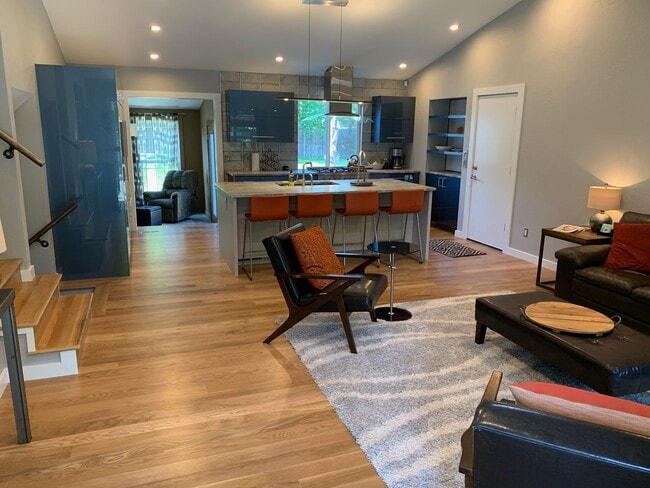 Photo - Wonderful 4BD/3BA Home in Louisville! Available April 1st!