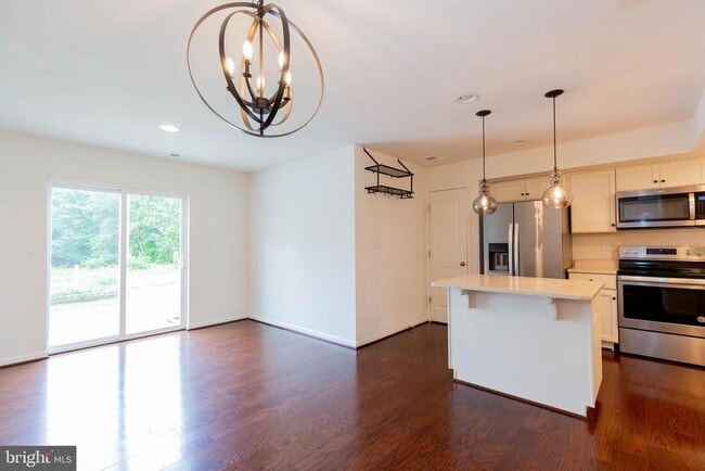 Photo - 608 Thumper Dr