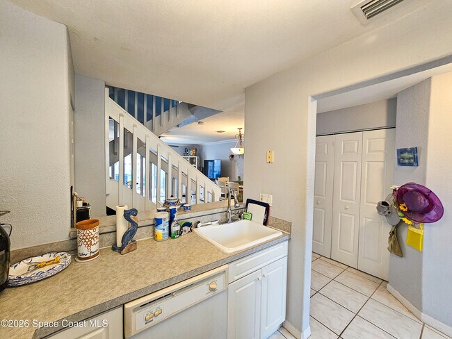 Photo - 342 Seaport Blvd Unit T103