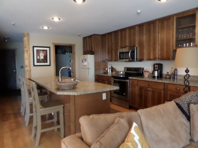 Winter Seasonal Rental- Marina Place 228 - Winter Seasonal Rental- Marina Place 228