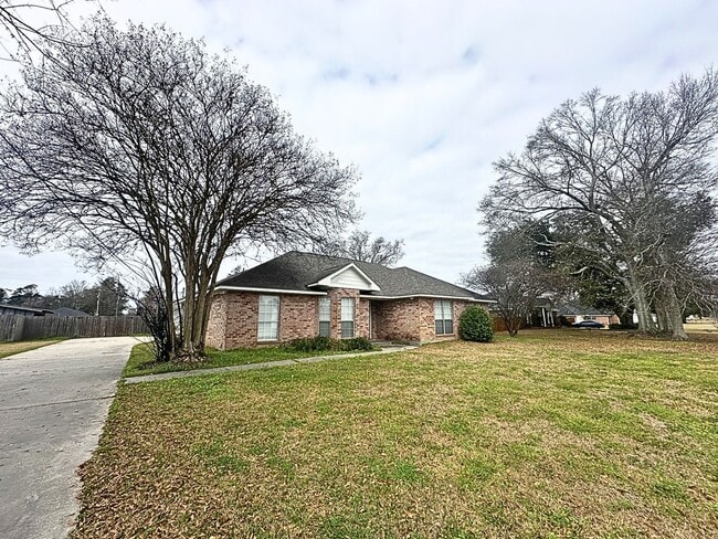 Photo - Traditional Neighborhood Living with Luxury