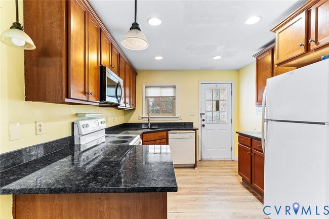 Photo - 511 S Harrison St