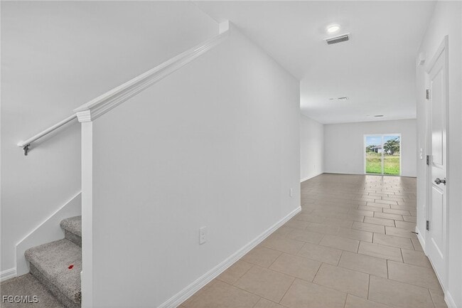 Photo - 19565 Fairhill Ct