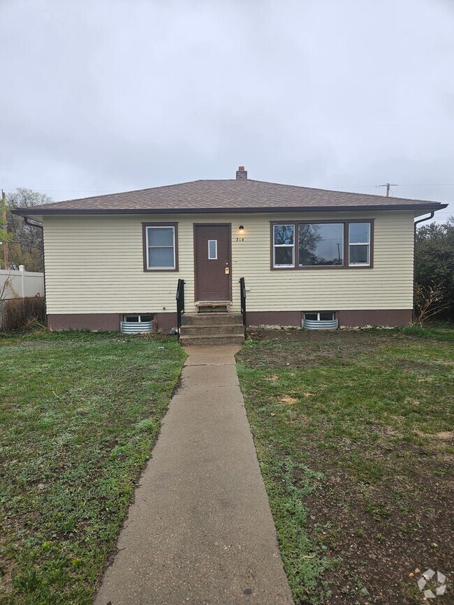 Building Photo - 4 BED | 1 BATH | HOME | NORTH RAPID