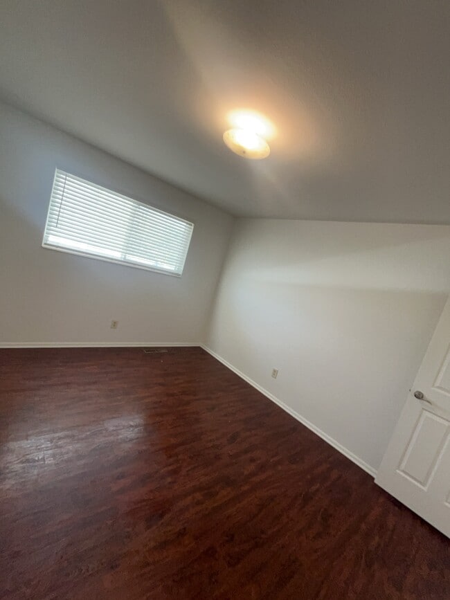 Photo - 351 Park Creeke Ln Unit B