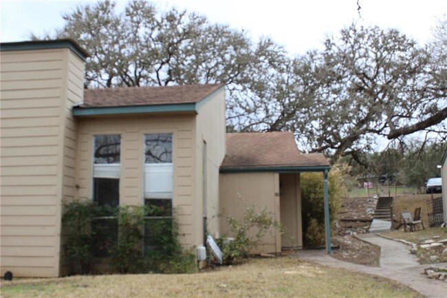 Apartments For Rent In Wimberley Tx Forrent Photo 8 Townhouse Cir