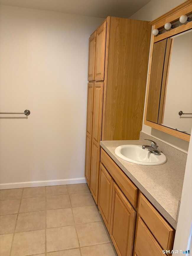 Photo - 295 Burrows Hill Rd