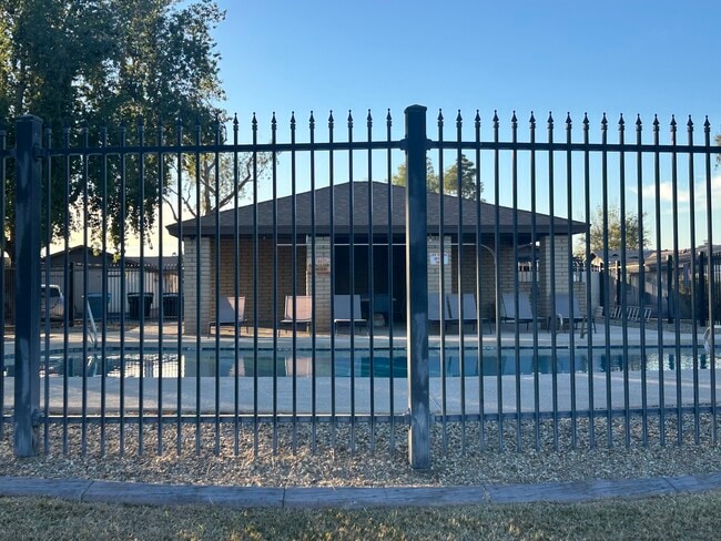 Pool - 3340 S Parkside Dr Unit Cozy Condo