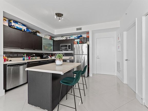 Photo - 90 SW 3rd St Unit 79