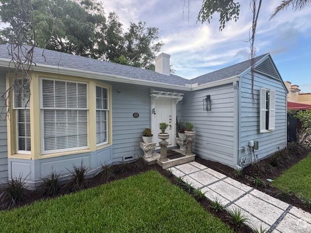 Building Photo - 335 Monroe Dr Rental