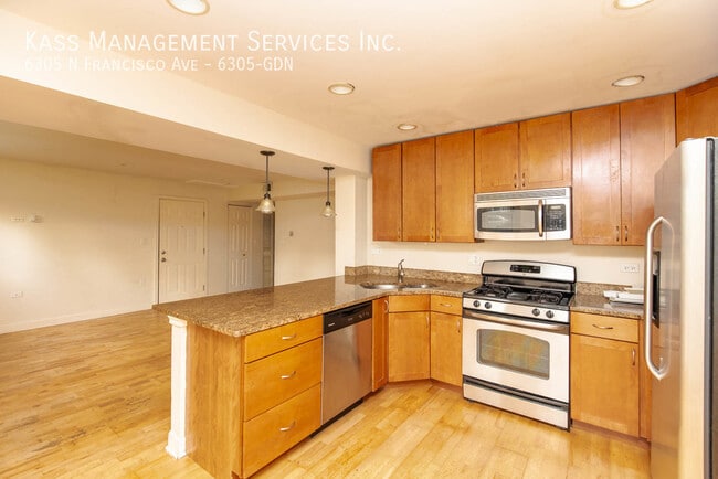 Building Photo - 6305 N Francisco Ave Unit 6305-GDN