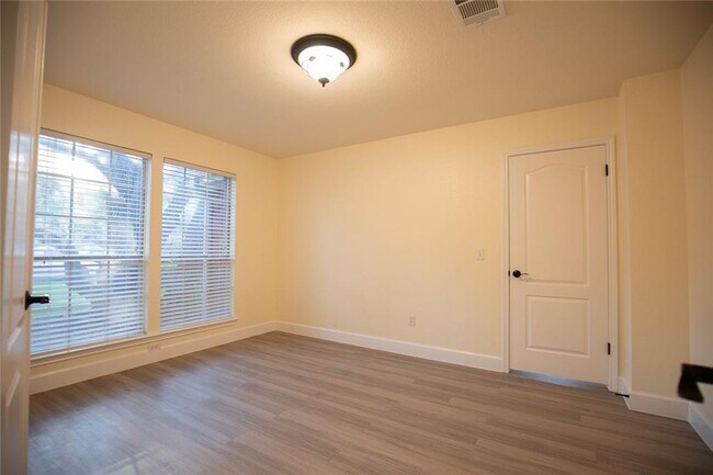 Photo - 12417 Mallard Ln