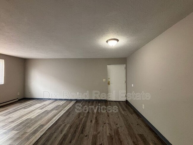 Photo - 430 Bellbrook Ave