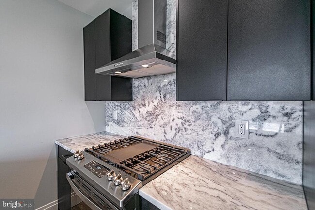 Photo - 526 Brown St Unit 205