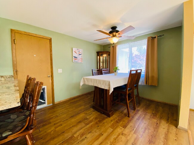 Photo - 6922 60th Dr NE