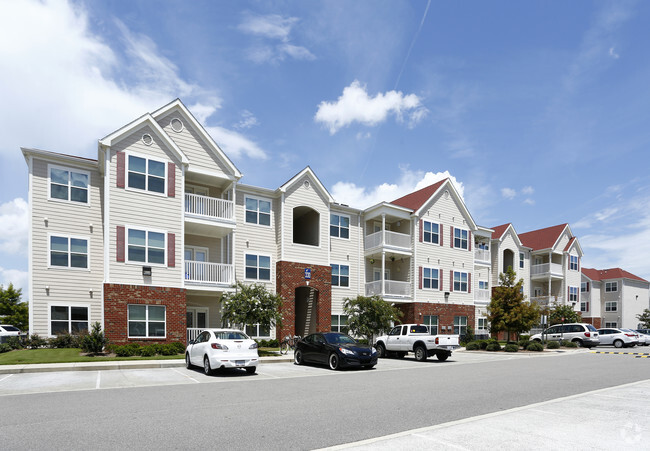 Aspire 349 Apartments For Rent in Wilmington, NC | ForRent.com