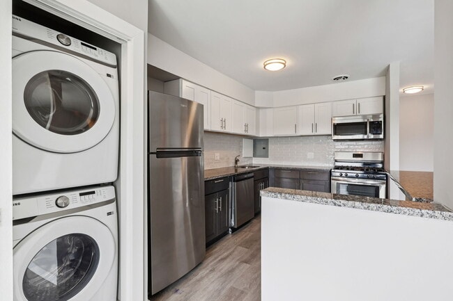 Photo - Henry on the Park Apartments