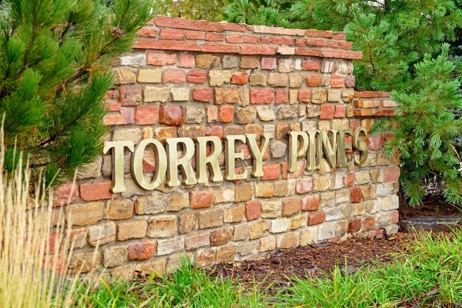 Torrey Pines - Torrey Pines Apartments