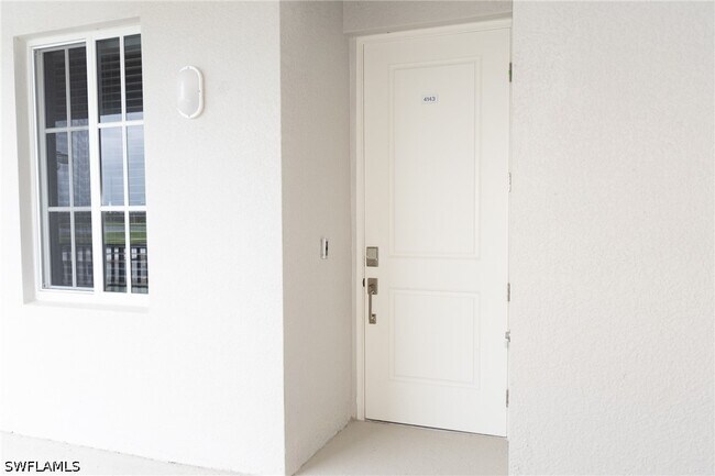 Photo - 5583 Double Eagle Cir Unit 4143
