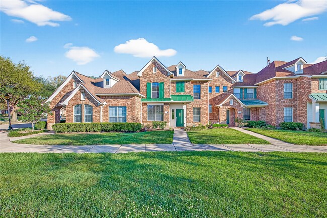 Photo - 17719 Brair Arbor