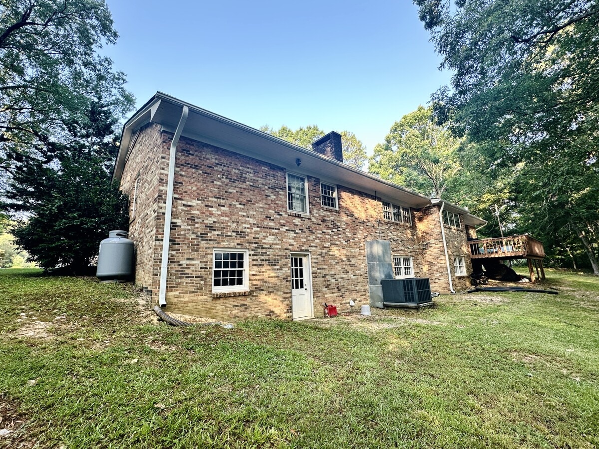 Photo - 605 E Harnett St