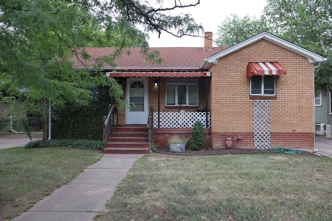 Photo - 626 S Whitcomb St Apartment Unit Up