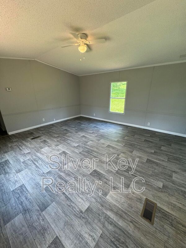 Photo - 339 Co Rd 439