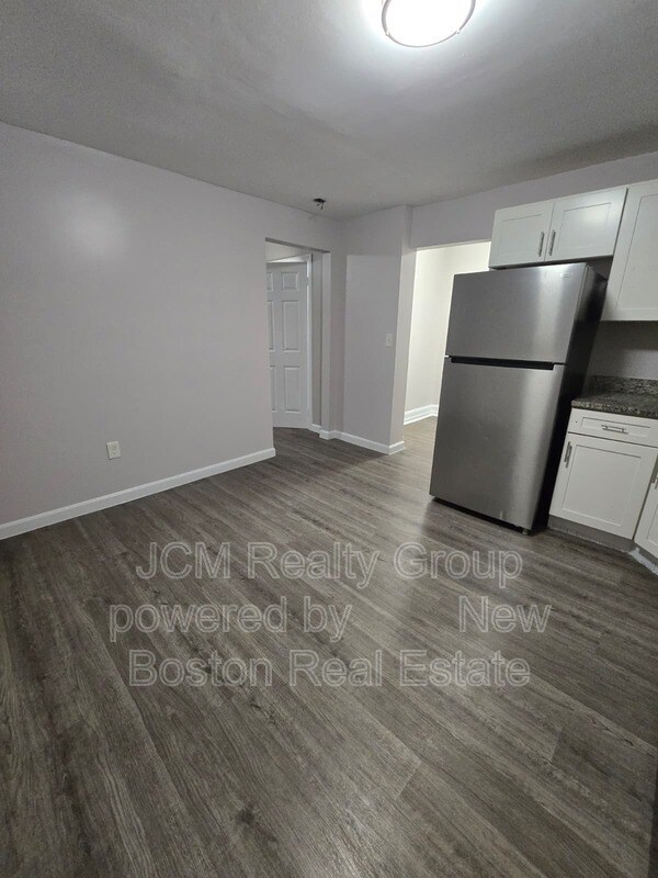 Photo - 46 Waverly St Unit B