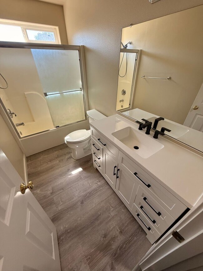 Photo - RD T 21-745 Unit 2509