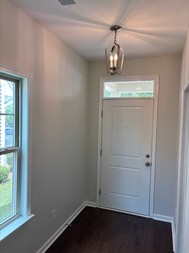 Photo - 756 Helmsman Ln