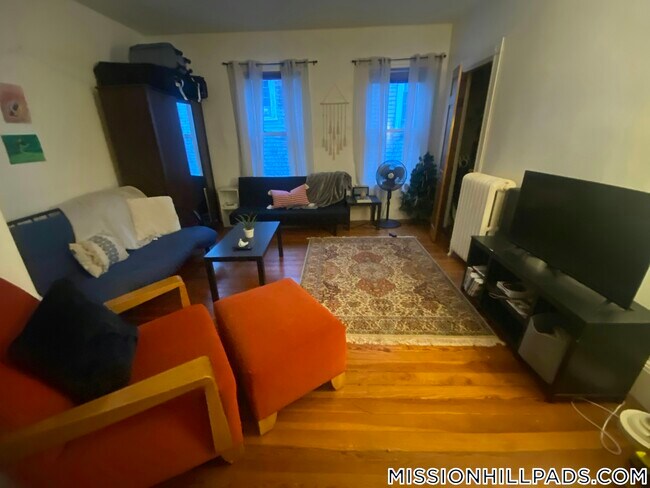 Photo - 10 Sachem St Unit 3