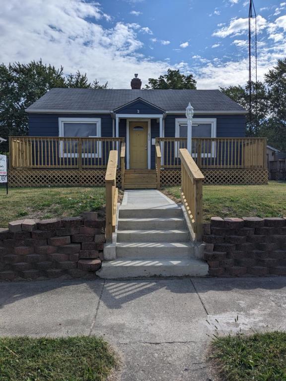 Building Photo - 620 S Wabash Ave