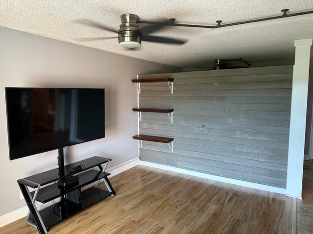 1000 River Reach Dr Unit 517