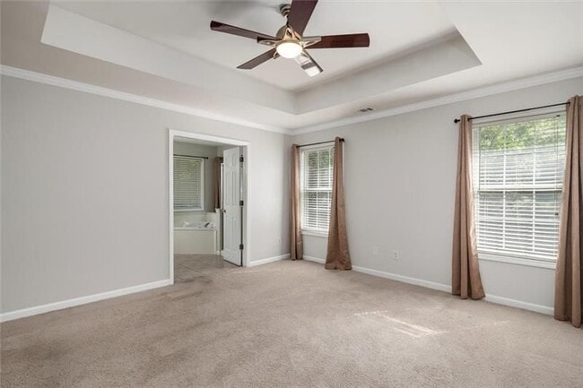 Photo - 4220 Hunters Green Way NE